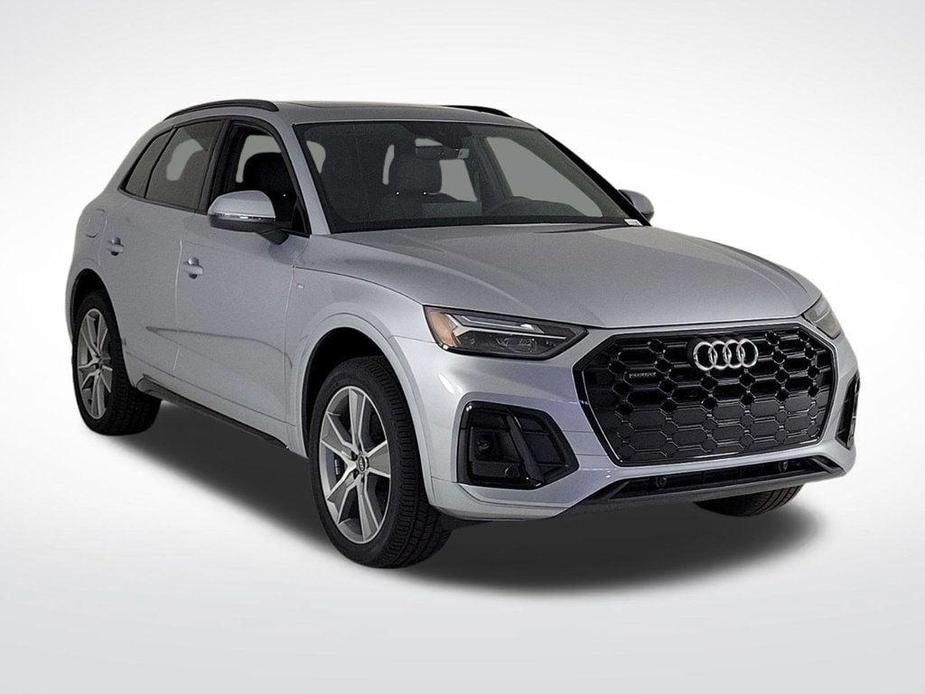 new 2025 Audi Q5 car, priced at $54,185