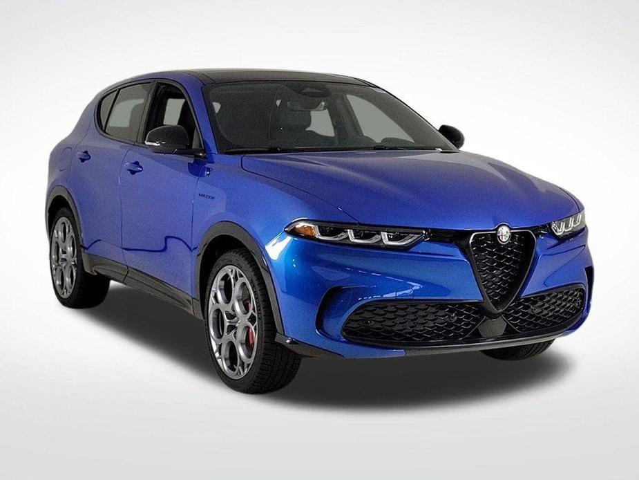 new 2024 Alfa Romeo Tonale car, priced at $56,795