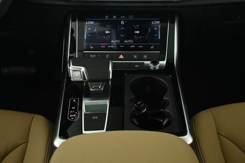 new 2025 Audi Q7 car, priced at $61,920