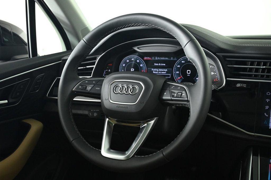 new 2025 Audi Q7 car, priced at $61,920