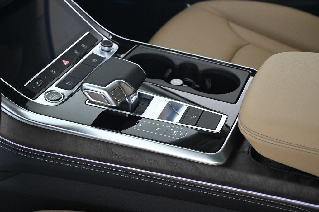 new 2025 Audi Q7 car, priced at $68,600