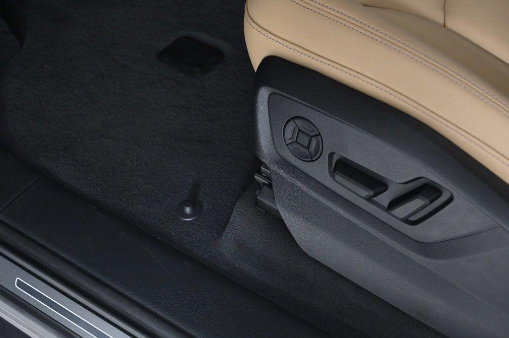 new 2025 Audi Q7 car, priced at $68,600