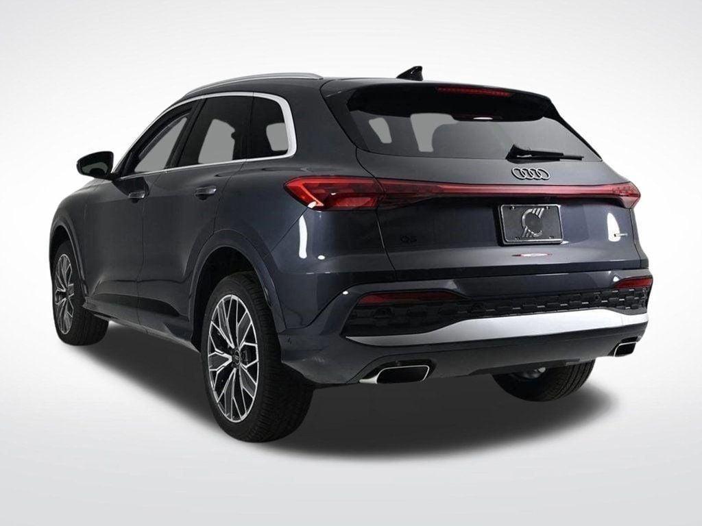 new 2025 Audi Q5 car, priced at $60,975