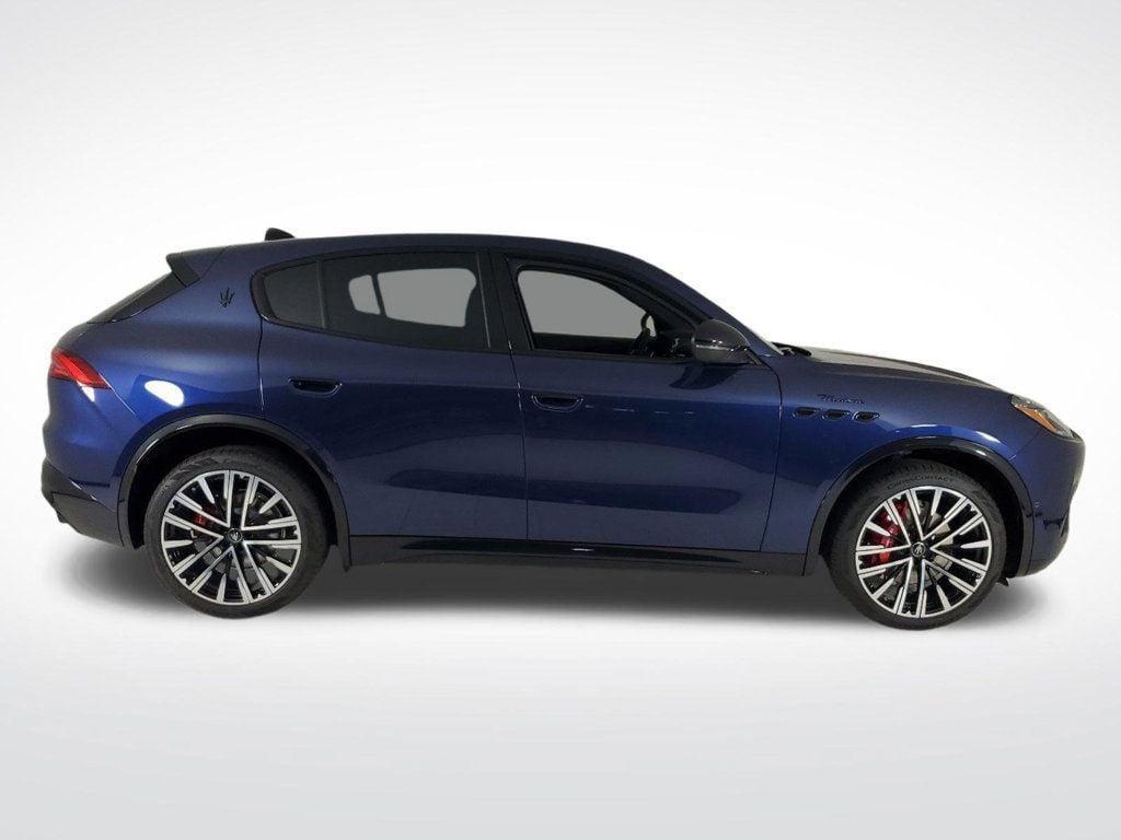 new 2025 Maserati Grecale car, priced at $92,480