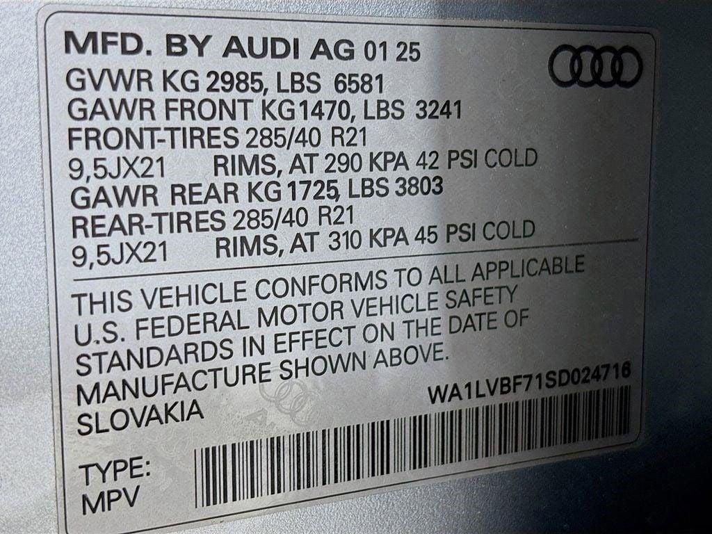 new 2025 Audi Q7 car, priced at $69,290