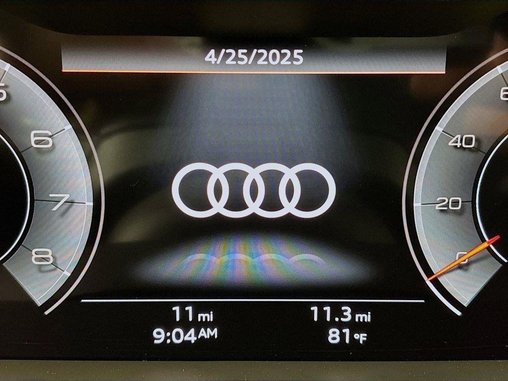 new 2025 Audi Q7 car, priced at $71,790