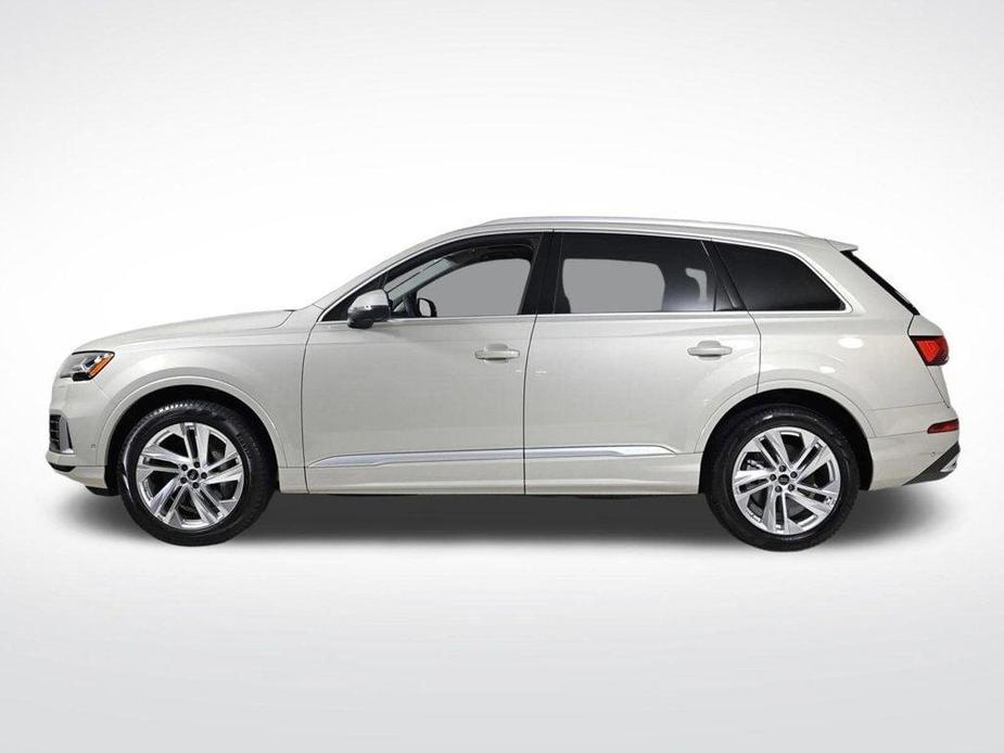 used 2024 Audi Q7 car, priced at $58,500