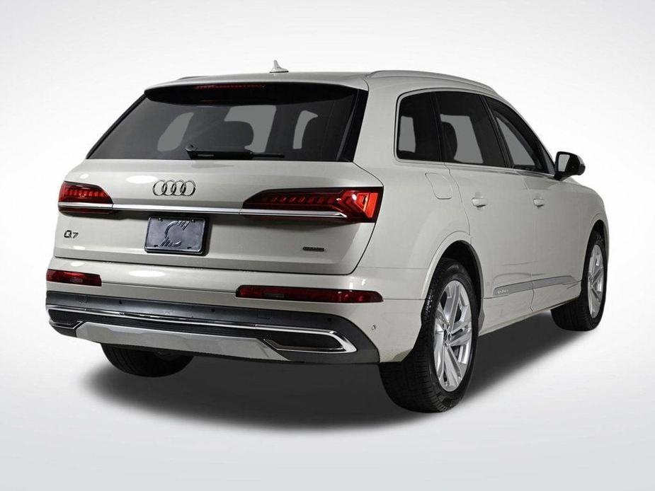 used 2024 Audi Q7 car, priced at $58,500