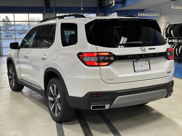 new 2025 Honda Pilot car, priced at $51,450