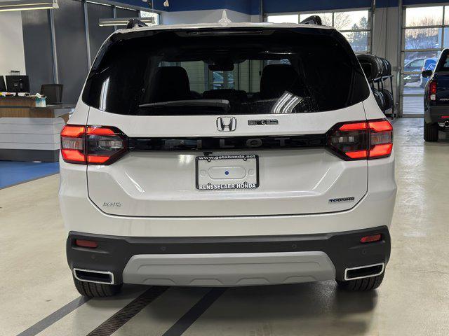 new 2025 Honda Pilot car, priced at $51,050