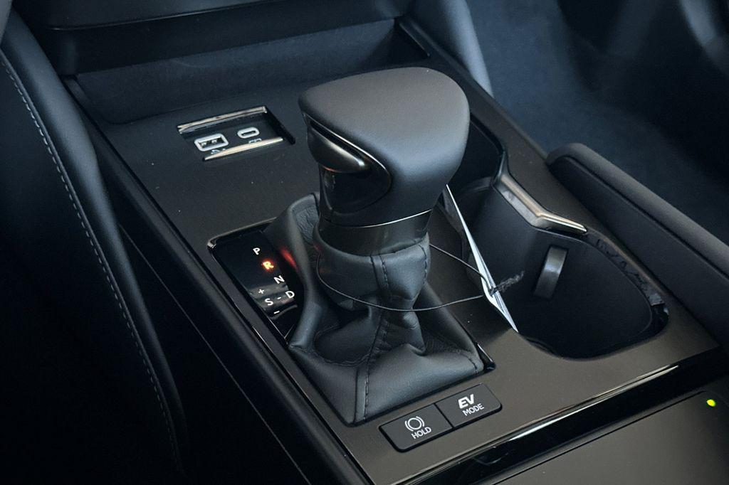 new 2025 Lexus ES 300h car, priced at $48,785