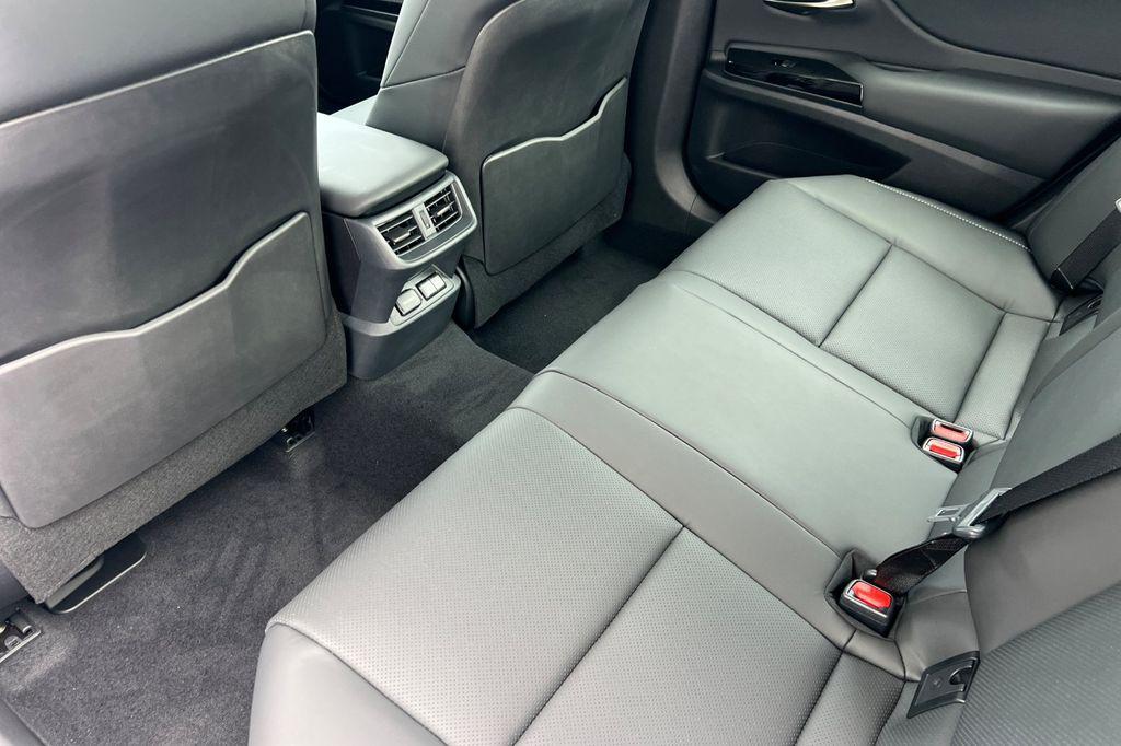 new 2025 Lexus ES 300h car, priced at $49,400