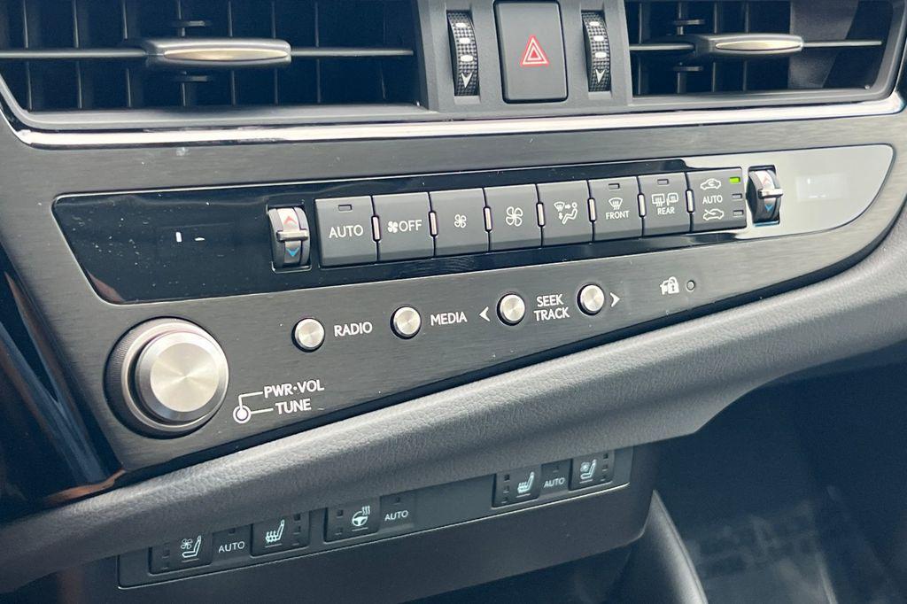 new 2025 Lexus ES 300h car, priced at $49,400