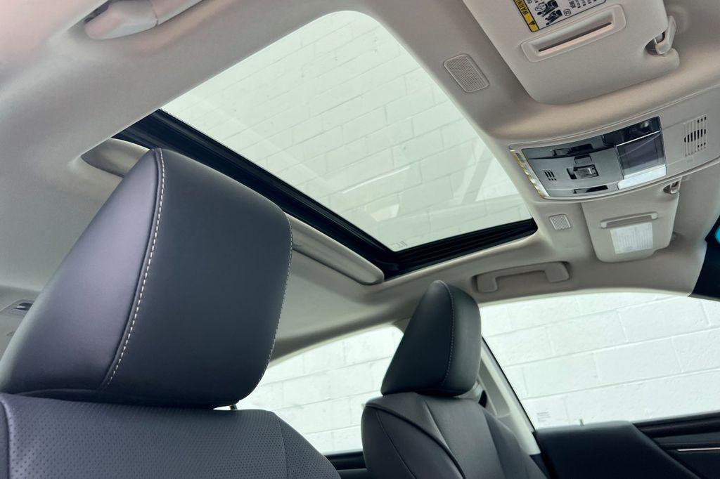 new 2025 Lexus ES 300h car, priced at $49,400