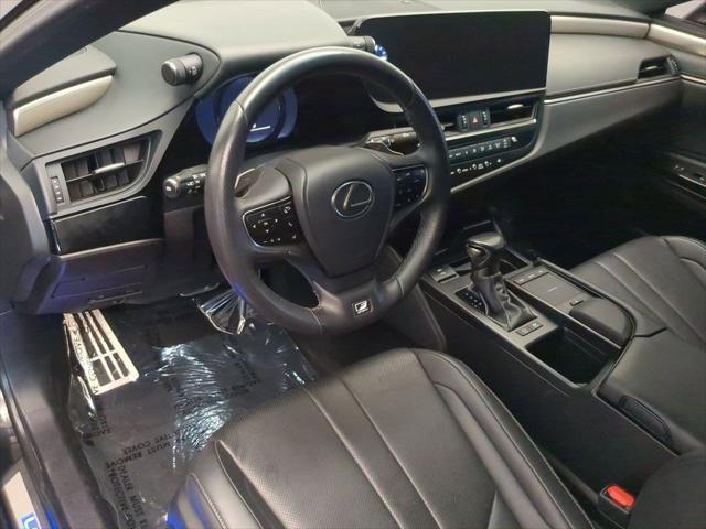 used 2022 Lexus ES 300h car, priced at $33,800