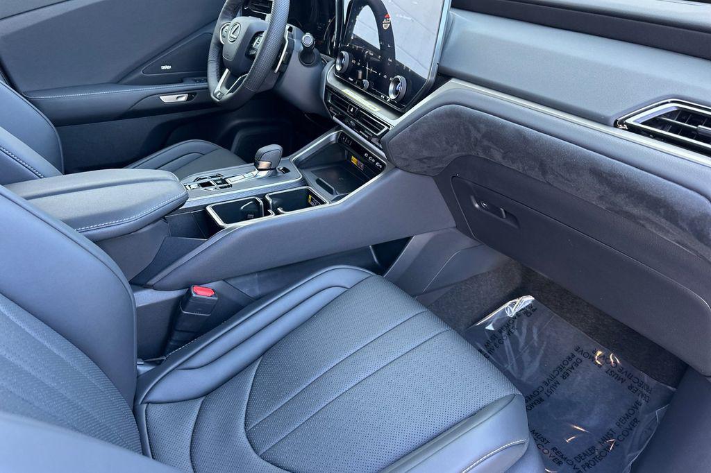 new 2026 Lexus TX 500h car, priced at $77,280