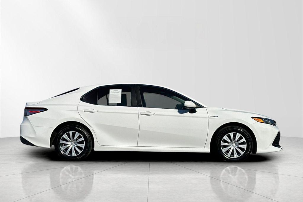 used 2018 Toyota Camry Hybrid car, priced at $16,900