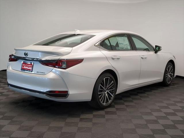 new 2025 Lexus ES 300h car, priced at $51,500