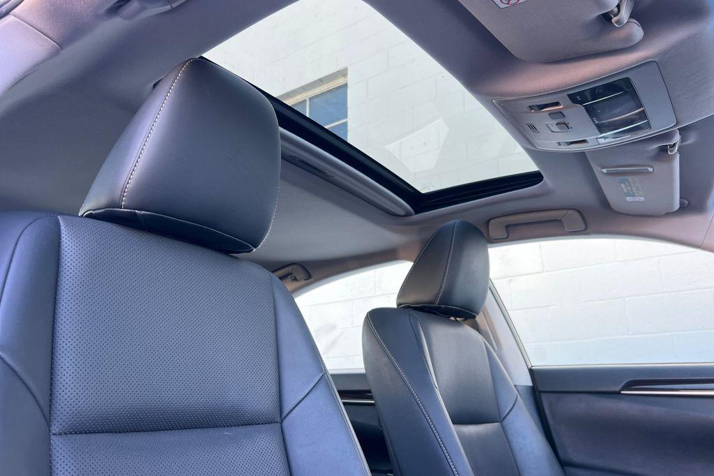 used 2016 Lexus ES 300h car, priced at $15,900