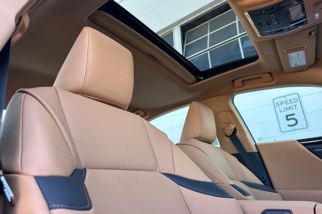 new 2025 Lexus ES 350 car, priced at $44,185