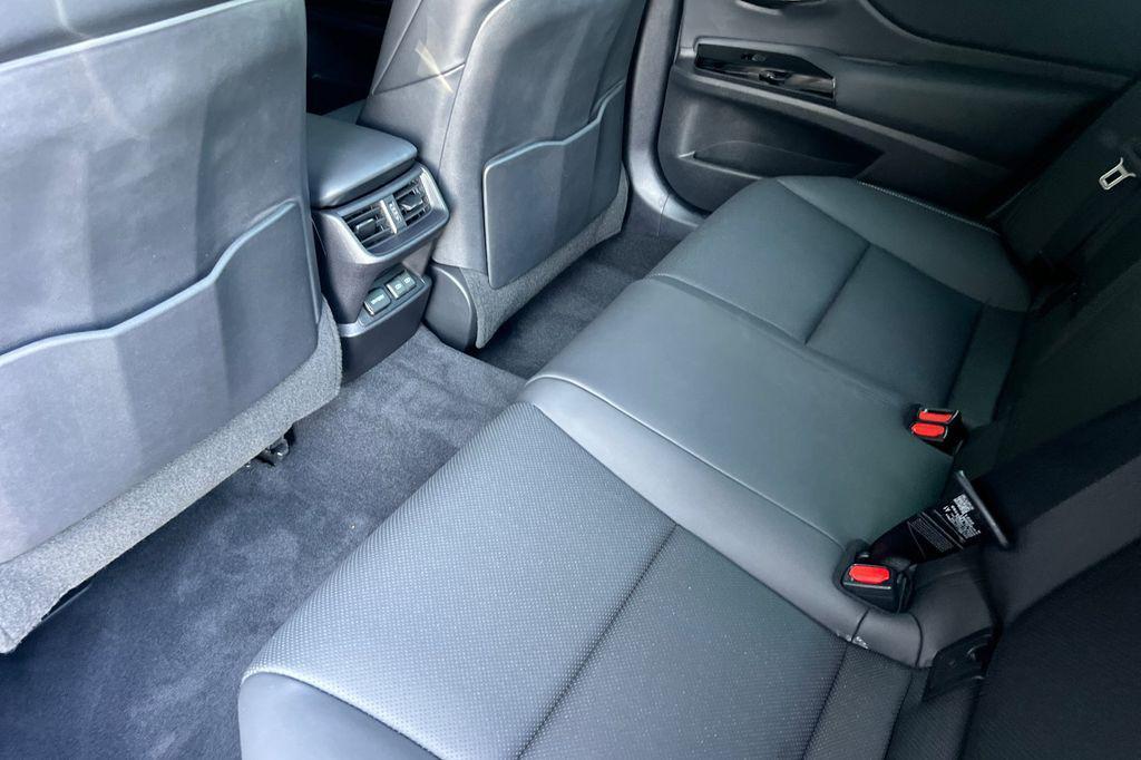 used 2022 Lexus ES 350 car, priced at $35,900