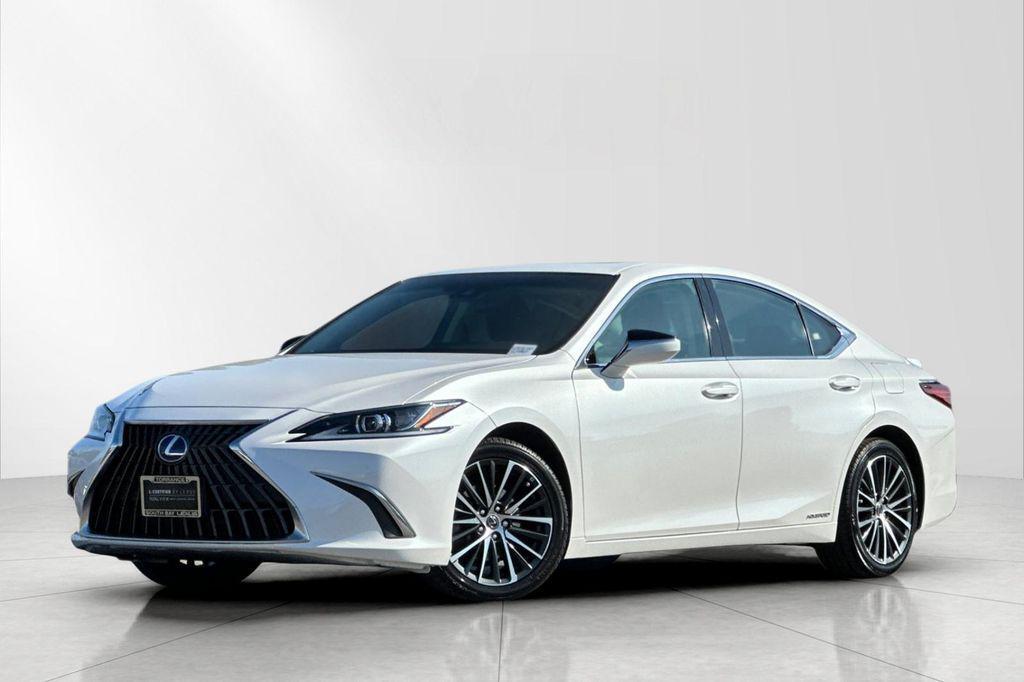 used 2022 Lexus ES 300h car, priced at $33,600