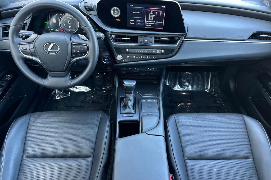 used 2022 Lexus ES 300h car, priced at $33,600