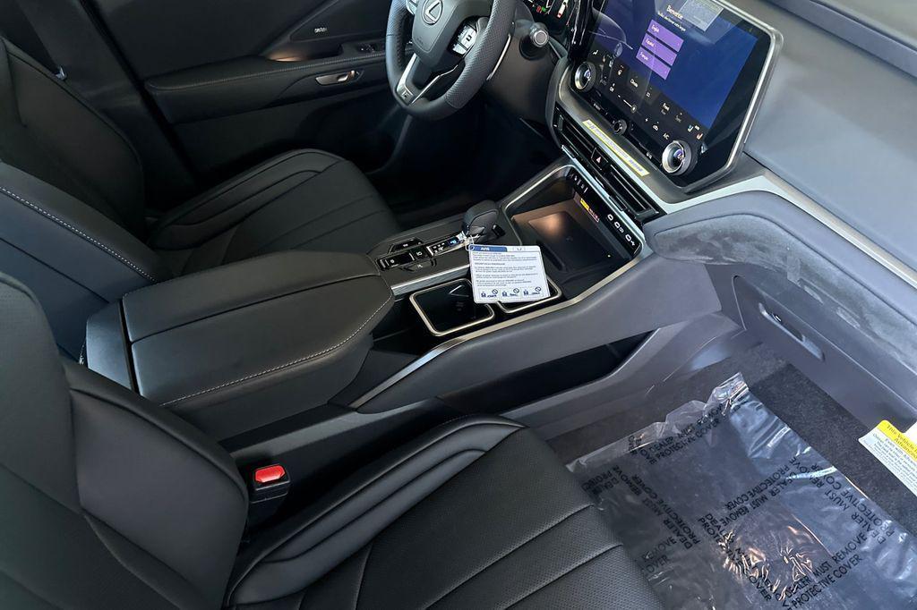 new 2026 Lexus TX 500h car, priced at $75,857