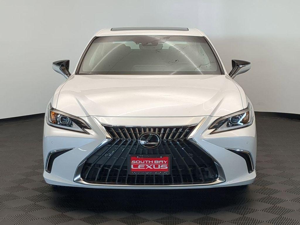 new 2025 Lexus ES 300h car, priced at $50,009