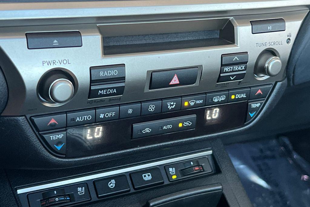 used 2013 Lexus ES 300h car, priced at $15,900