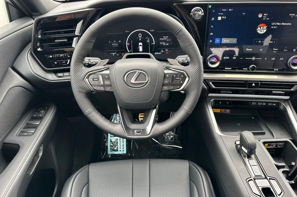 new 2026 Lexus TX 500h car, priced at $76,097