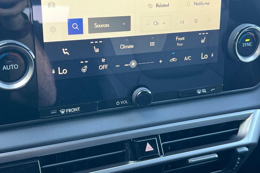 new 2025 Lexus RX 350 car, priced at $51,835