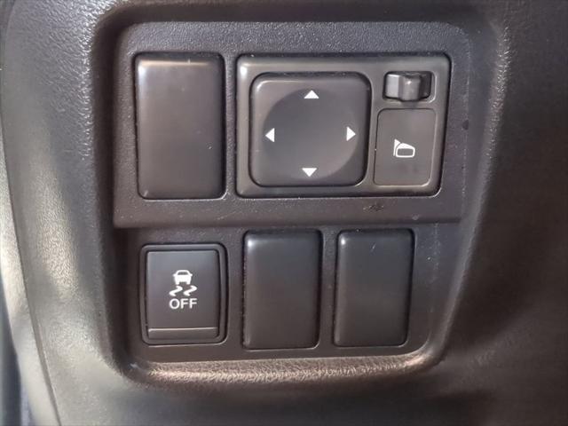 used 2011 Nissan Juke car, priced at $6,900