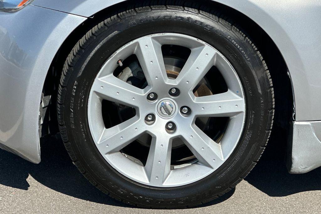 used 2004 Nissan 350Z car, priced at $7,900