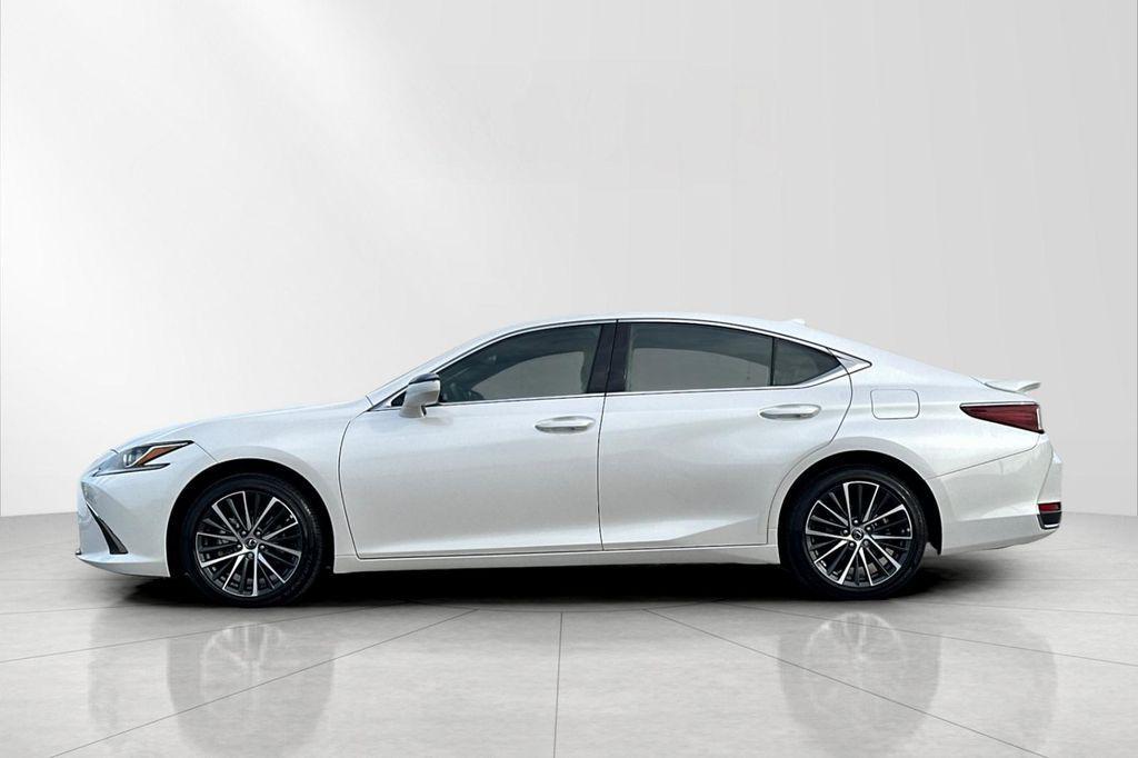 used 2025 Lexus ES 300h car, priced at $41,800