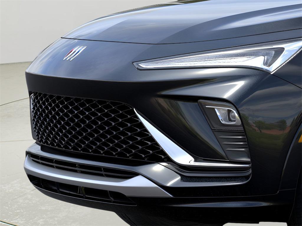 new 2025 Buick Envista car, priced at $30,660