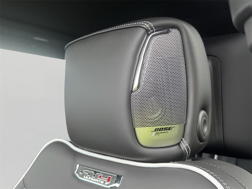 new 2025 GMC Yukon XL car, priced at $98,679