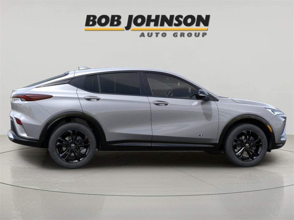 new 2025 Buick Envista car, priced at $25,926