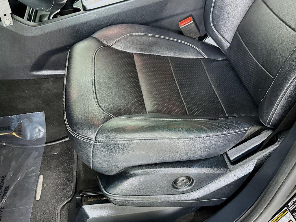 used 2014 Mercedes-Benz M-Class car, priced at $10,988