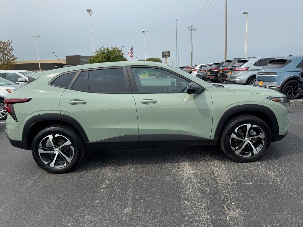 used 2024 Chevrolet Trax car, priced at $22,888