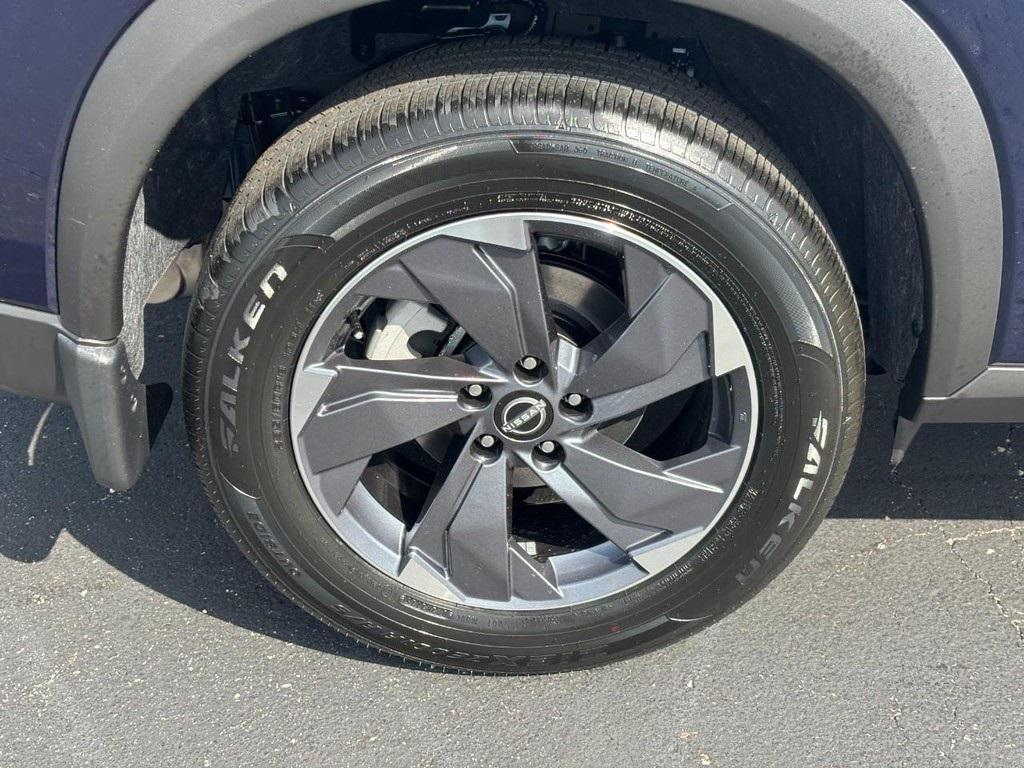 new 2026 Nissan Rogue car, priced at $30,650