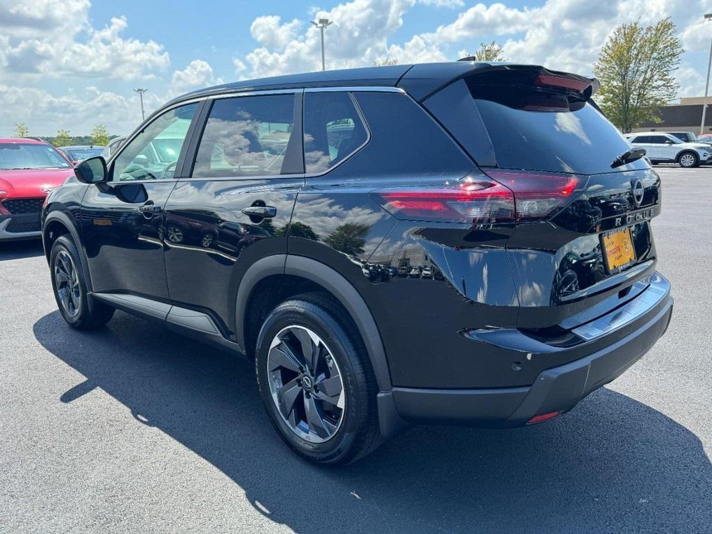 used 2025 Nissan Rogue car, priced at $27,995