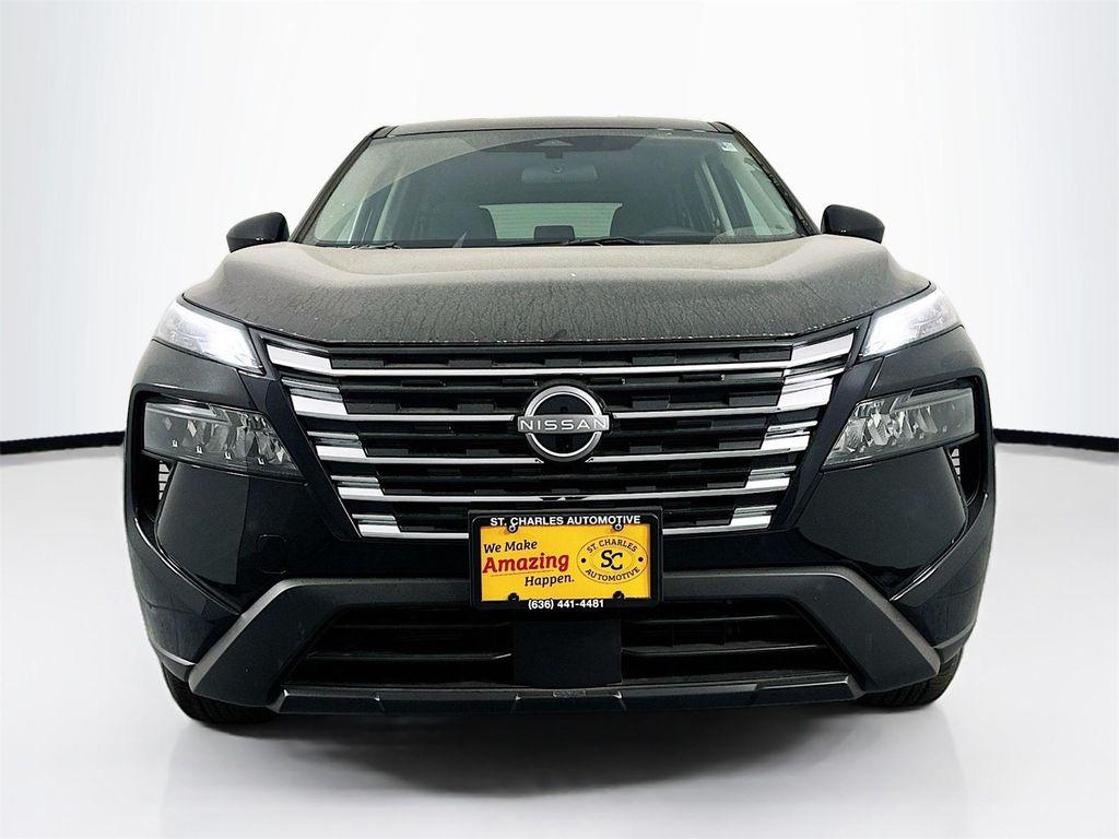 used 2025 Nissan Rogue car, priced at $27,995