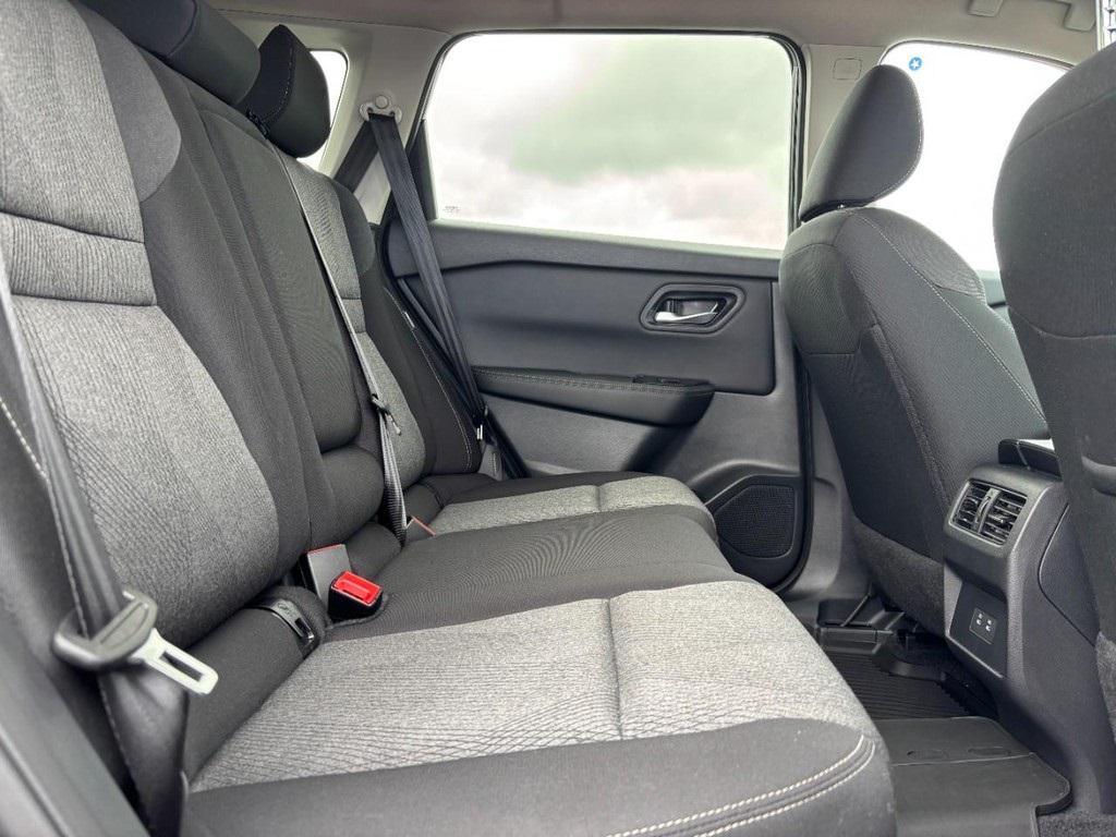 used 2025 Nissan Rogue car, priced at $28,888