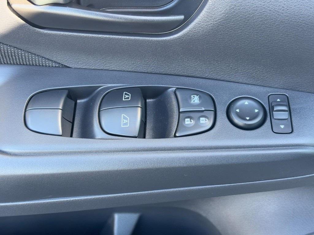 new 2025 Nissan Kicks car, priced at $21,865