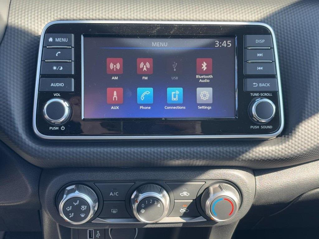 new 2025 Nissan Kicks car, priced at $21,865