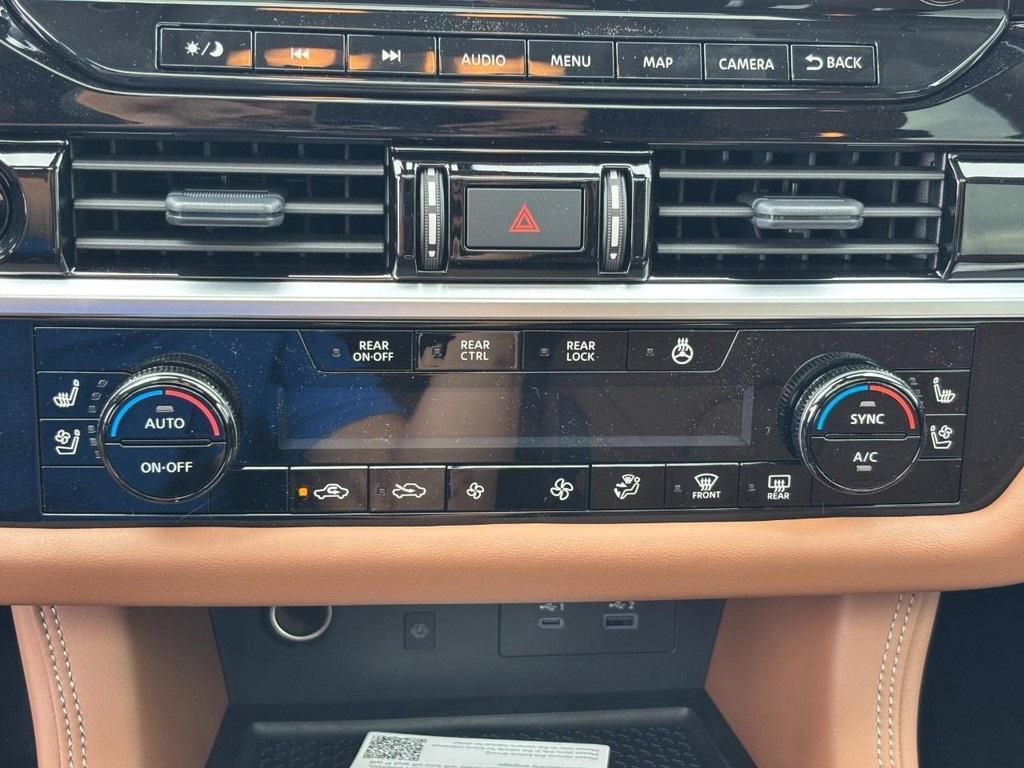 new 2025 Nissan Pathfinder car, priced at $44,375