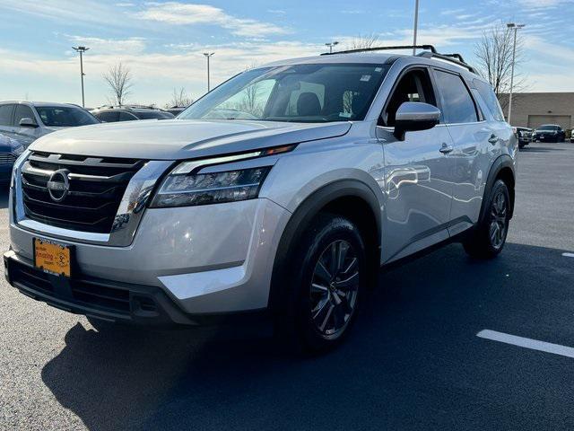 used 2022 Nissan Pathfinder car, priced at $24,997