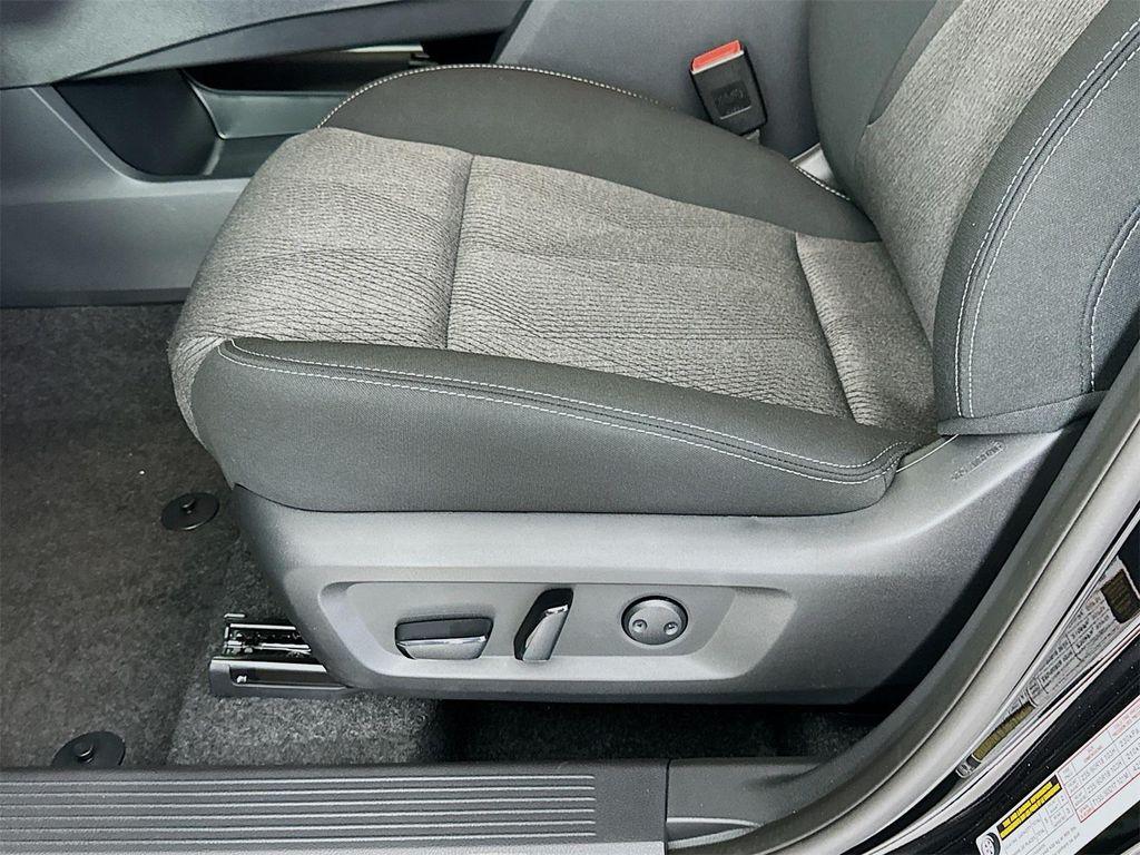 used 2025 Nissan Rogue car, priced at $27,995