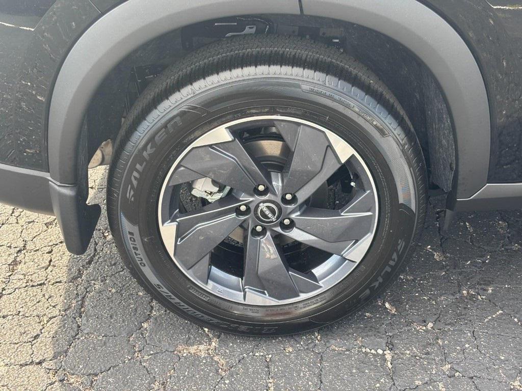 new 2026 Nissan Rogue car, priced at $30,650